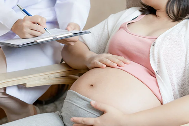 Mang Thai Hộ Ở Việt Nam: Định Nghĩa và 6 Điều Cần Biết