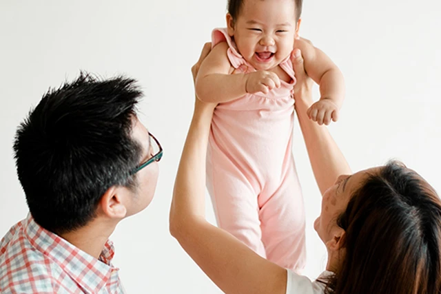 Yếu Tố Về Gen Được Di Truyền Từ Bố Mẹ Qua Em Bé: 7 Yếu Tố