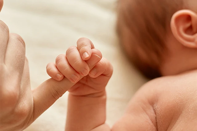 Khao Khát Sinh Con Có Vẻ Ngoài Xinh Đẹp: Cha Mẹ Tuổi 35