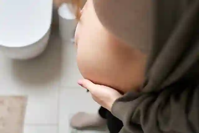 गर्भवती महिलाओं को पेशाब नहीं रोकना चाहिए? 6 प्रभाव