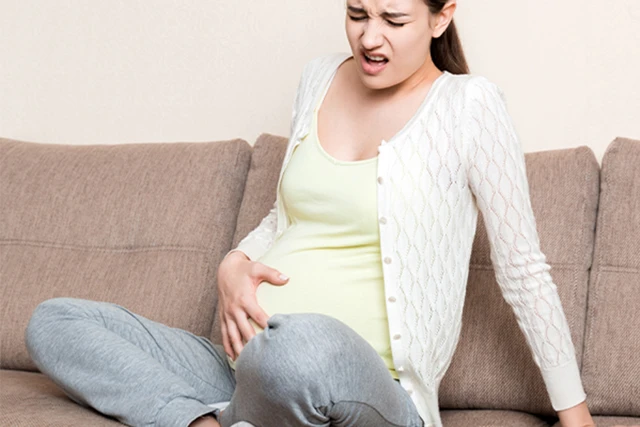 Lower Abdominal Pain During First Week of Pregnancy: 4 Cause