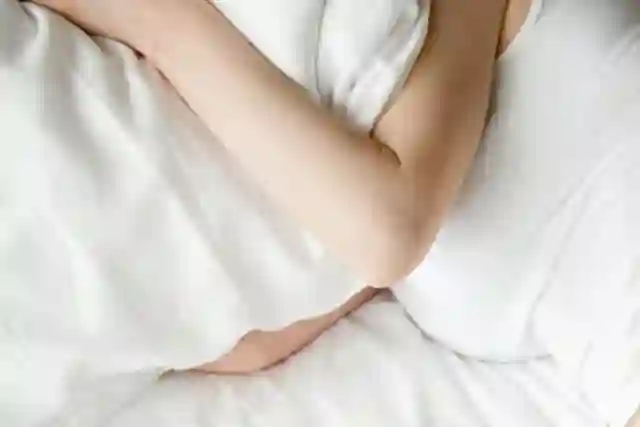 योनि स्राव क्या यह गर्भावस्था है? 4 कारण