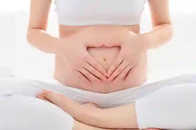 क्या गर्भवती महिलाएं ब्लैकमोर का उपयोग कर सकती हैं? 3 जोखिम क्या गर्भवती महिलाएं ब्लैकमोर का उपयोग कर सकती हैं? 3 जोखिम
